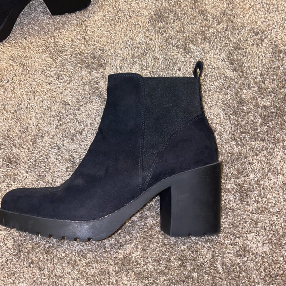 H&M Heeled Boots - Picture 3 of 5